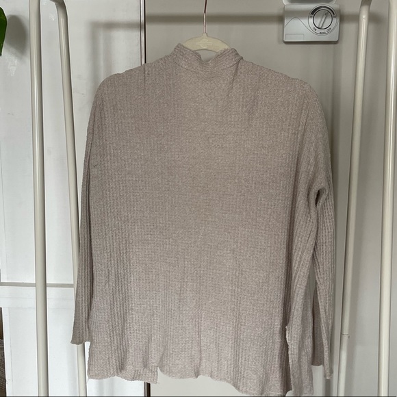 AE soft cozy sweater cardigan - Picture 3 of 3